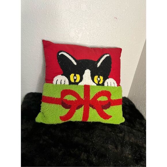 Hobby lobby Christmas tuxedo kitty cat pillow - Picture 1 of 2